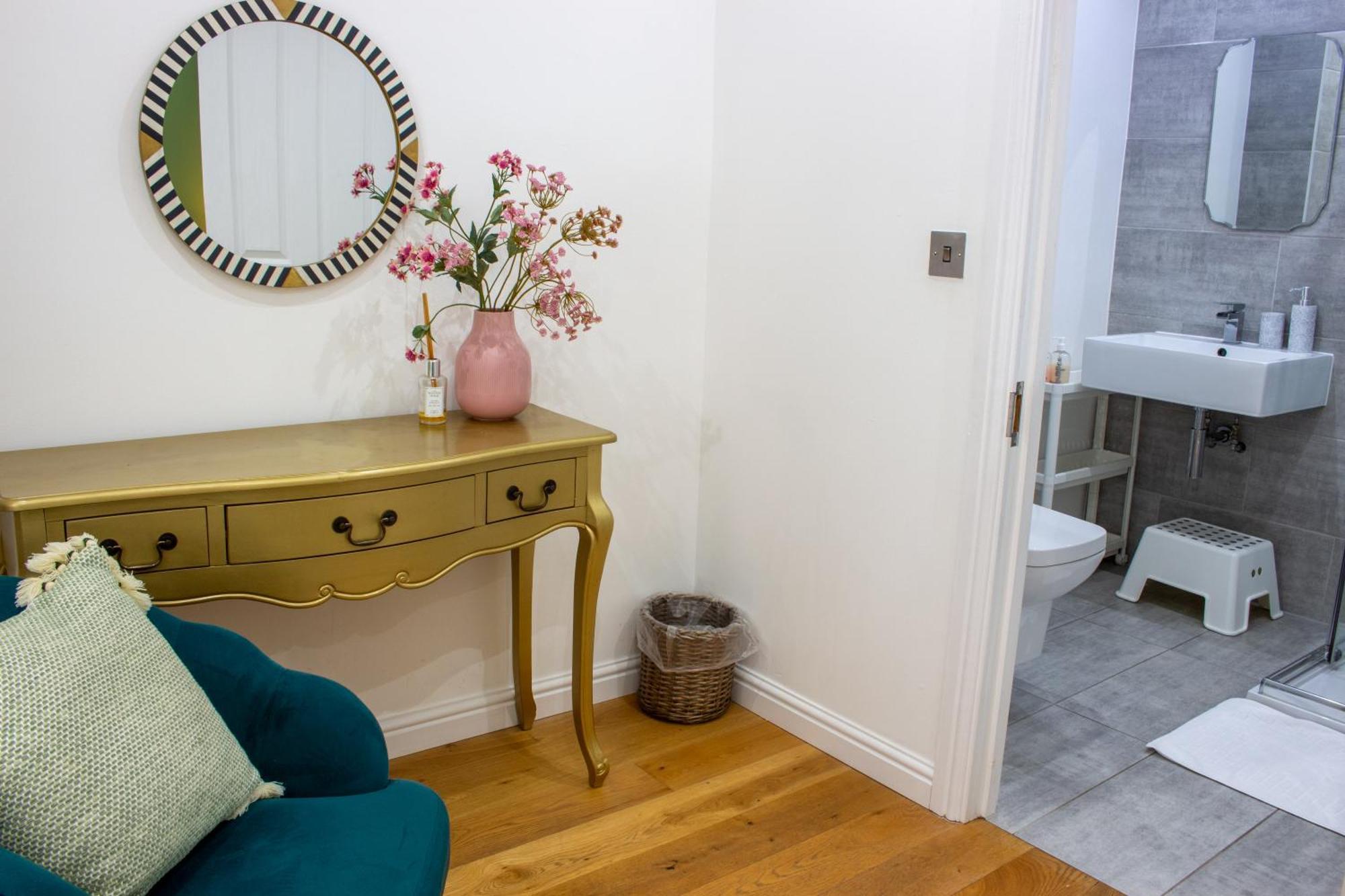 Spacious 4Br House, 2 En Suites With Garden & On-Site Parking Μέιντστοουν Εξωτερικό φωτογραφία