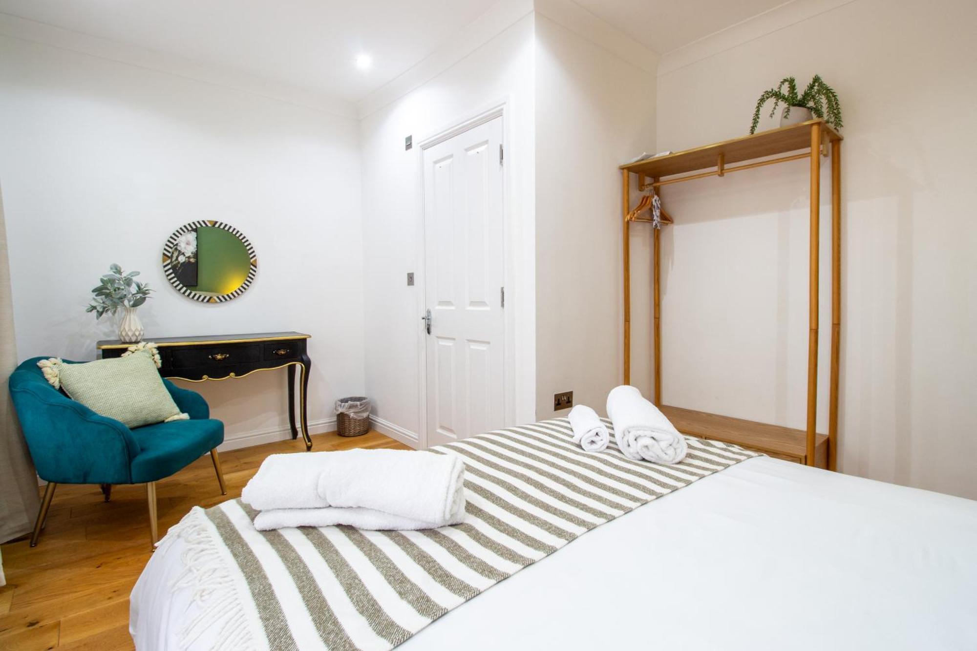 Spacious 4Br House, 2 En Suites With Garden & On-Site Parking Μέιντστοουν Εξωτερικό φωτογραφία